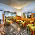 Midy Hotel