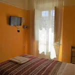 Hotell Midy 3*