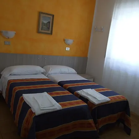 Midy Hotell
