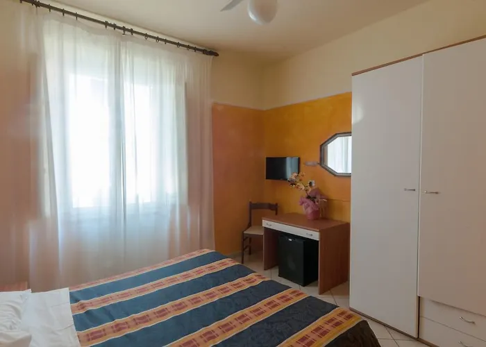 Midy 3* Βιαρέτζιο