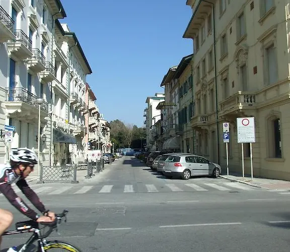 Midy Ξενοδοχείο Βιαρέτζιο