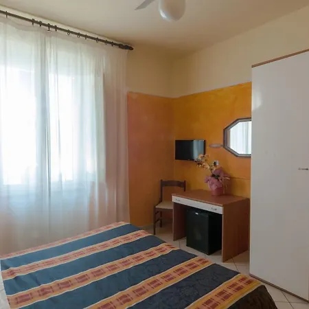 Midy 3* فياريجيو